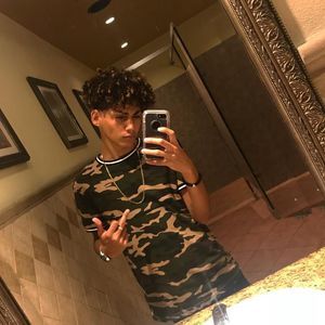 Meet your Posher, Francisco